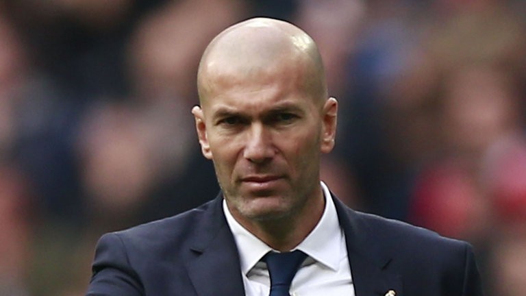 娇妻舒爽高潮呻吟公交车白浆